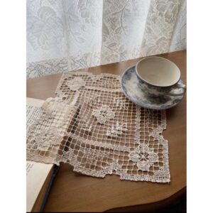 【手工蕾絲方形桌墊 】
