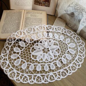 【全手工白工刺繡蕾絲浮雕感桌墊桌布】