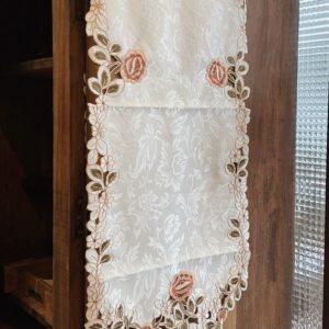 【 歐式鄉村刺繡鏤空花卉桌旗】