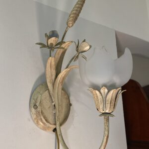 【  義大利老件復古花卉刷舊花朵壁燈 】