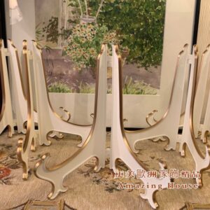 【歐式古典白色/黑色金邊展示架  】